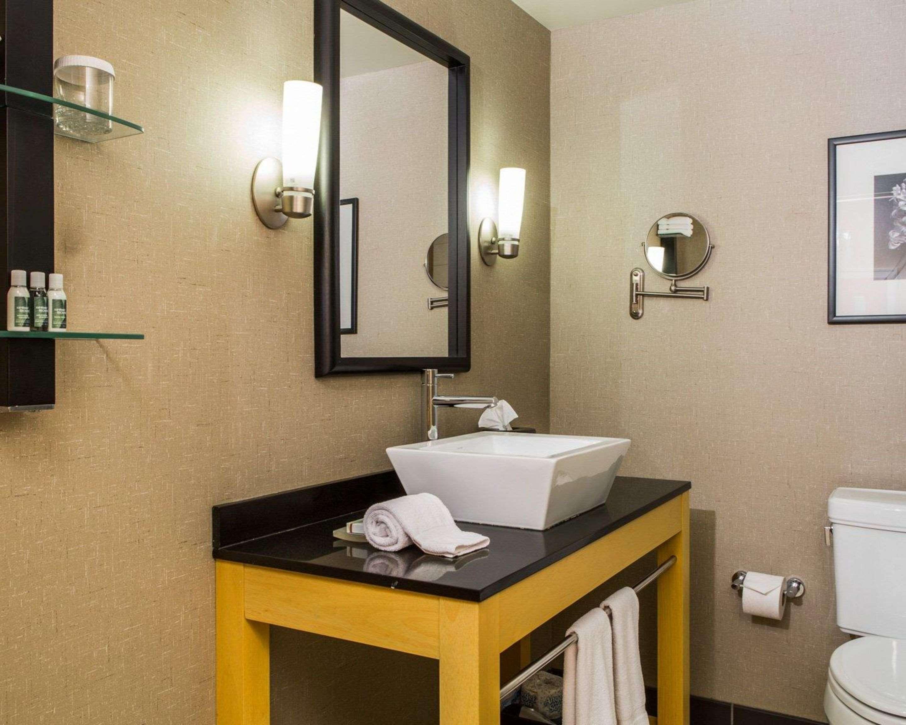 Cambria Traverse Hotel
